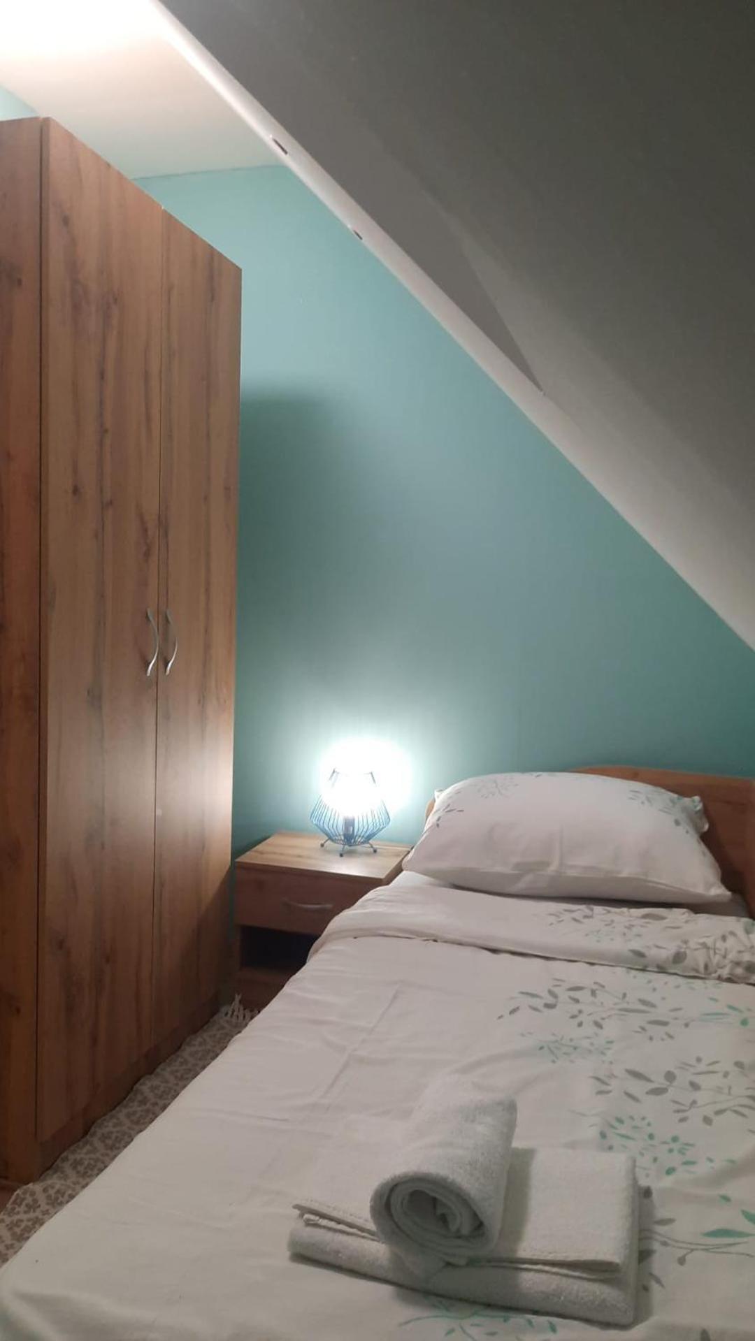Apartament Wooden House Ante Self Check - In And Check - Out Otočac Zewnętrze zdjęcie
