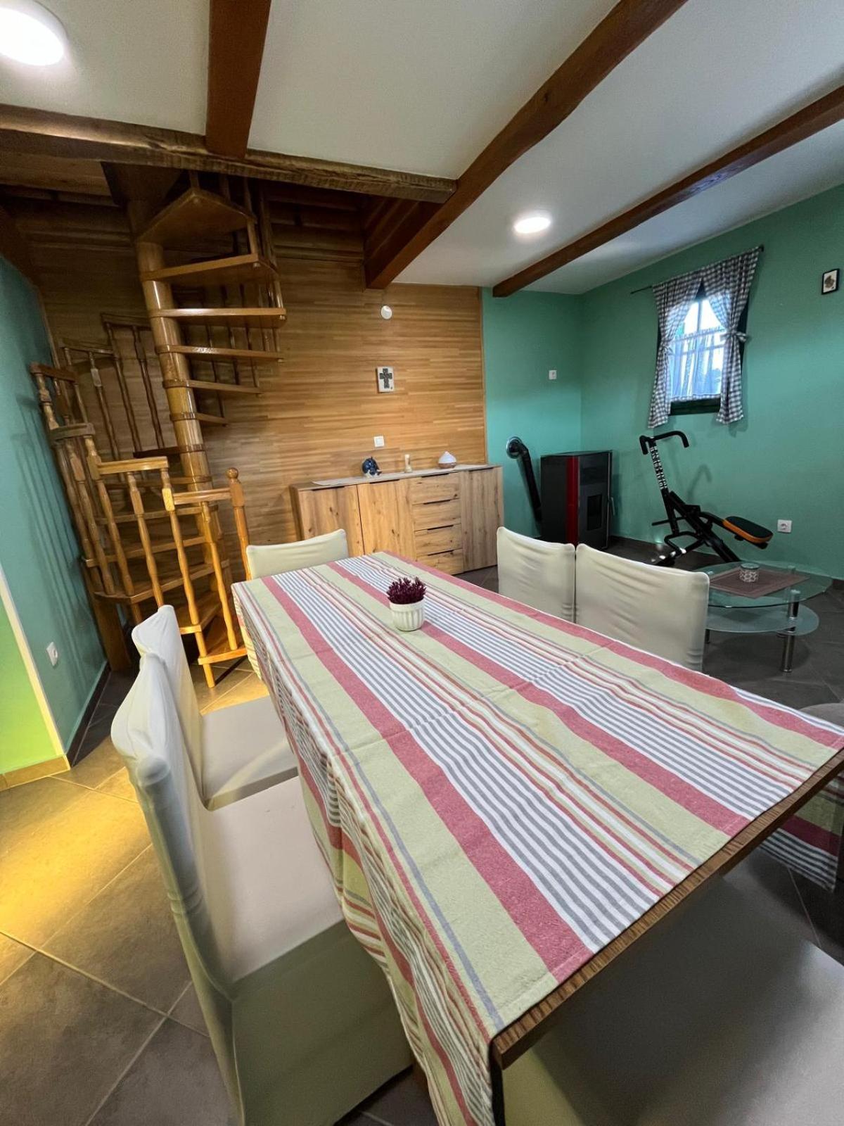 Apartament Wooden House Ante Self Check - In And Check - Out Otočac Zewnętrze zdjęcie