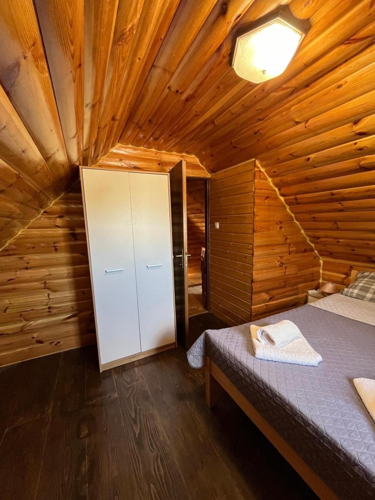 Apartament Wooden House Ante Self Check - In And Check - Out Otočac Zewnętrze zdjęcie