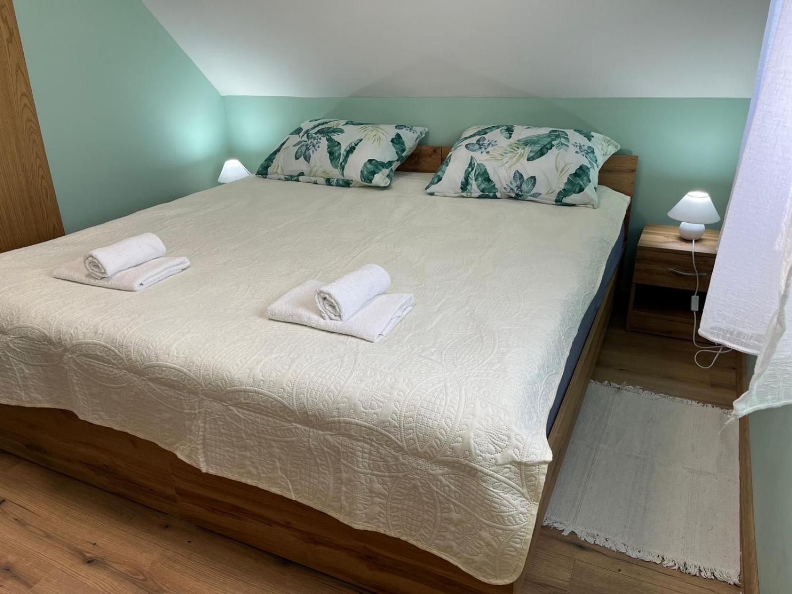 Apartament Wooden House Ante Self Check - In And Check - Out Otočac Zewnętrze zdjęcie