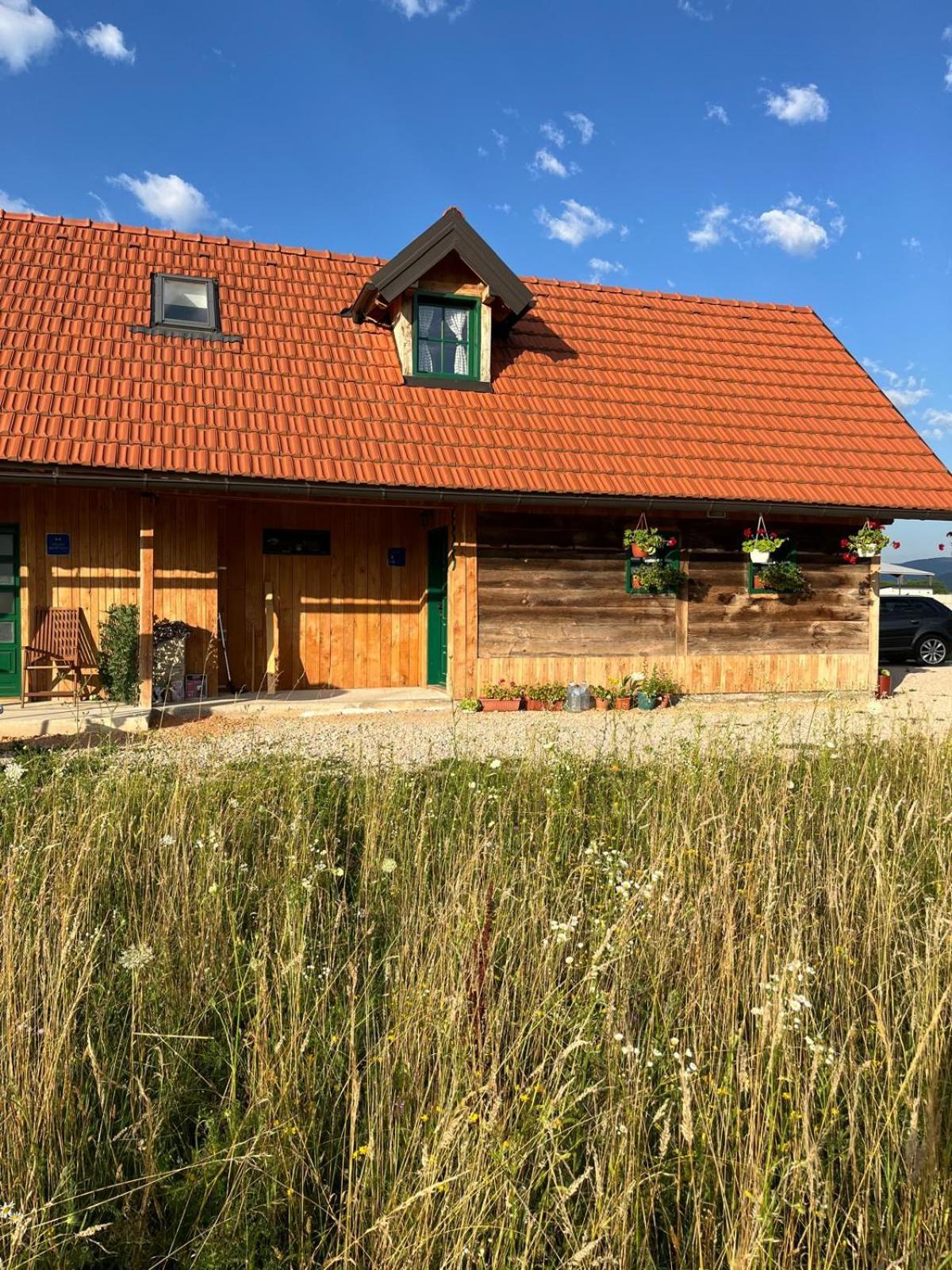 Apartament Wooden House Ante Self Check - In And Check - Out Otočac Zewnętrze zdjęcie